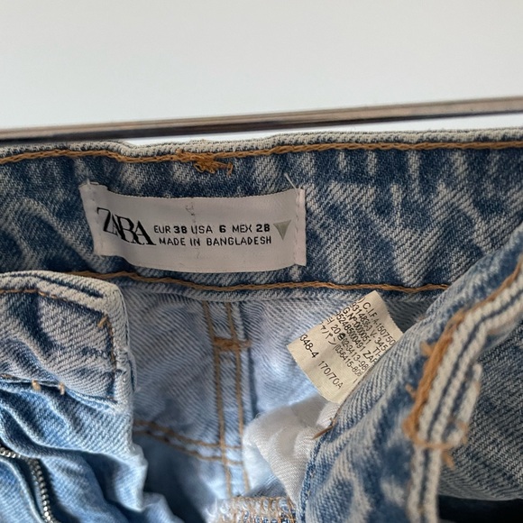 Mom Fit TRF Denim Shorts US 6 - Picture 2 of 3